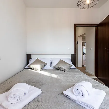 Apartment Lumari *