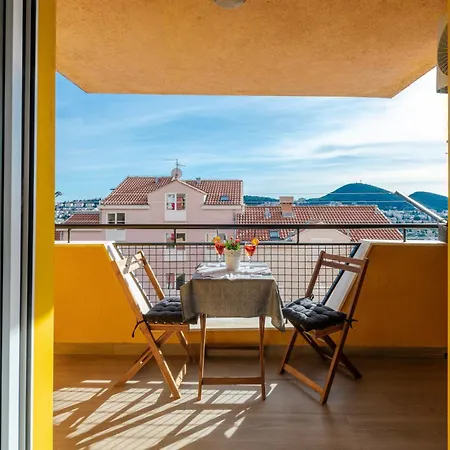 Lumari Ντουμπρόβνικ