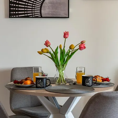 Lumari Apartment *